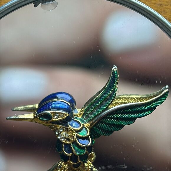 Vintage gold tone green & blue enamel painted hummingbird brooch/pin - Picture 2 of 6